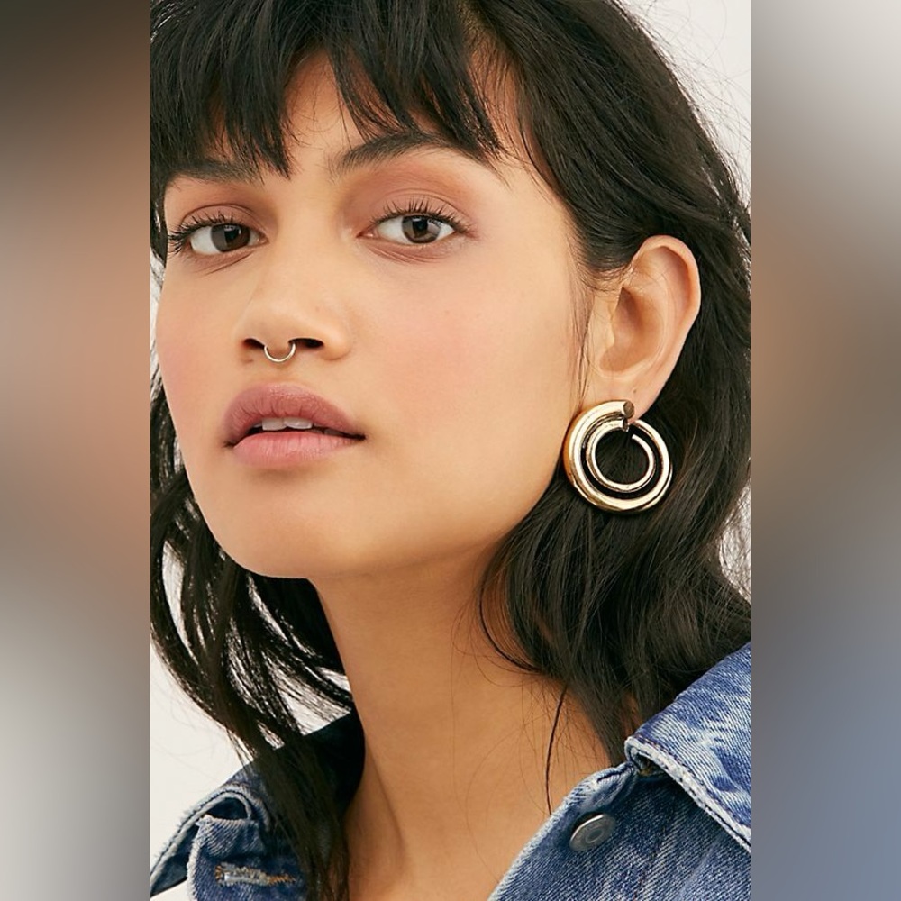 New🌟Silver-Free People -Studio Hoop Earrings